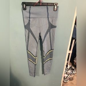 Fabletics Sculptknit seamless cutout leggings- Madelaine Petsch collection